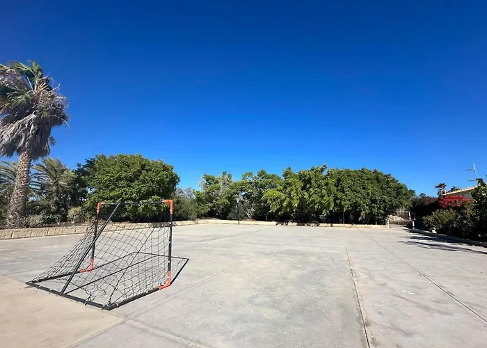 Atlantis, Golf Del Sur * San Miguel de Abona