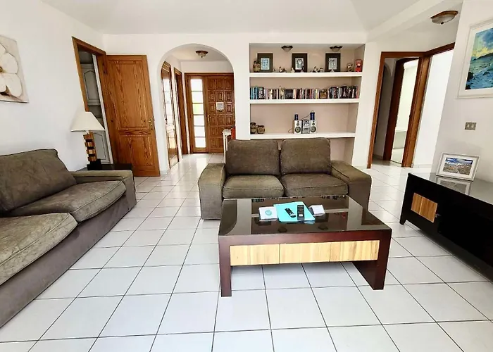 Vila Atlantis, Golf Del Sur