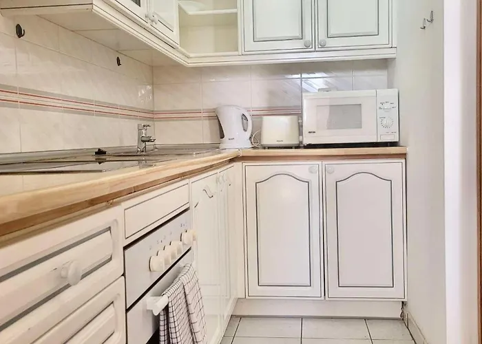 Atlantis, Golf Del Sur * San Miguel de Abona